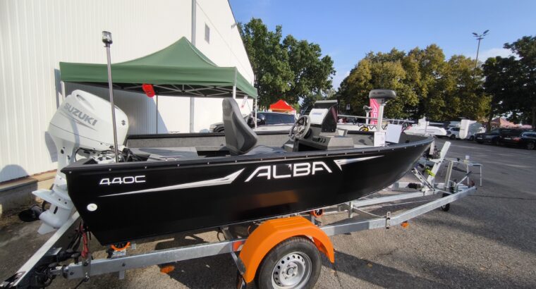 ALBA 440 Console – The Ideal Aluminum Boat for Fishing and Recreation